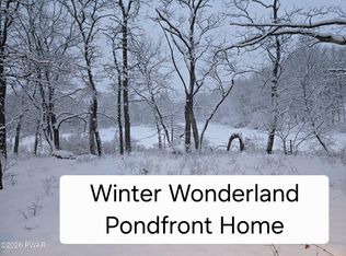 806 Rimrock Ct, Lords Valley, PA 18428