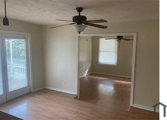 382 Keever Ave — Photo 14