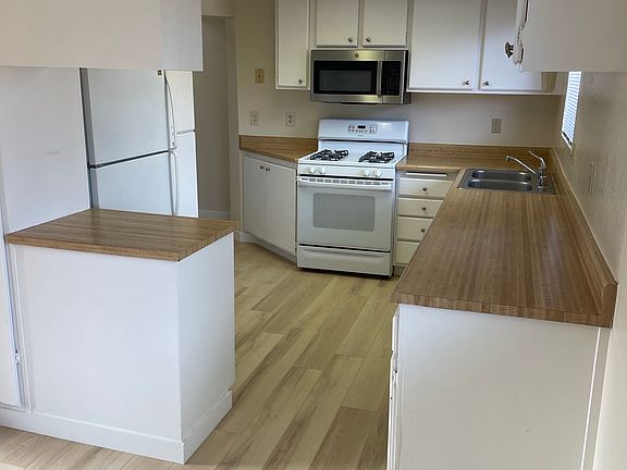 5th image of 1733 De Marietta Ave APT 4