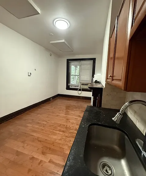 4331 Pine St #1 — Photo 8