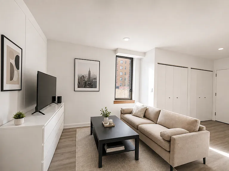 35 W 33rd St #22F — Photo 1