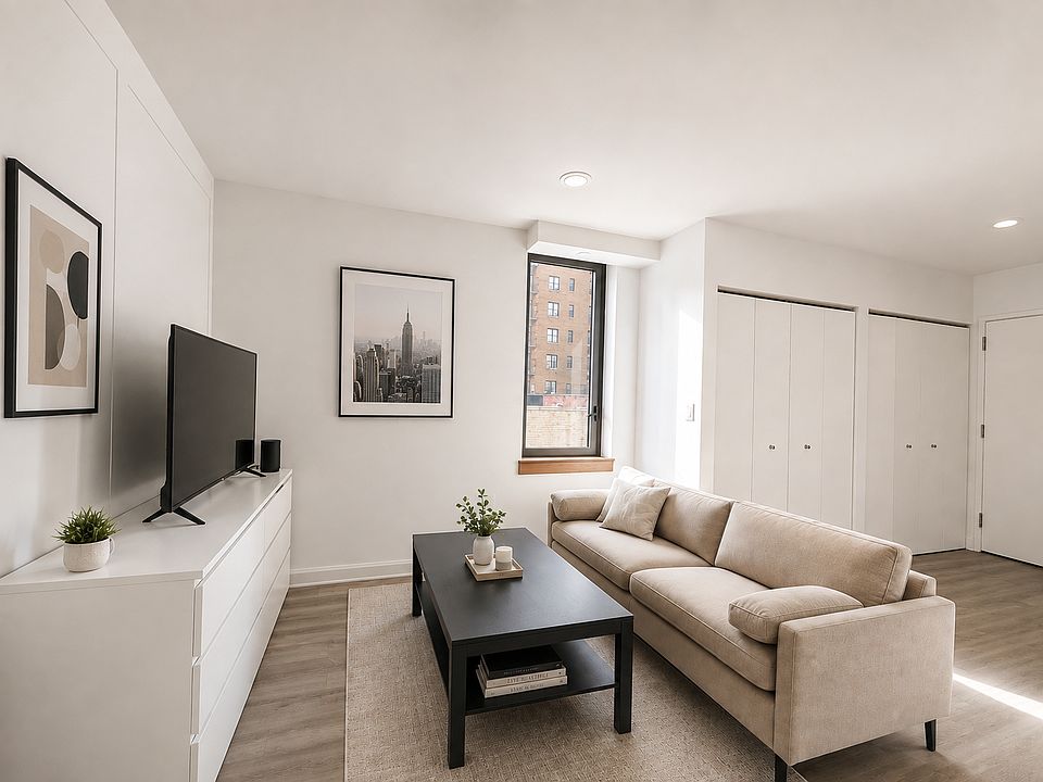 1st image of 35 W 33rd St APT 31F