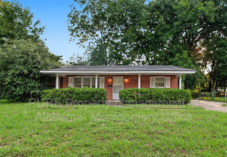 4332 Sussex Dr — Photo 9