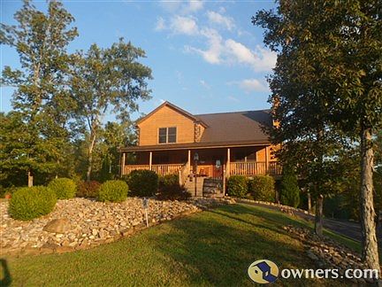 Douglas Lake Log Home