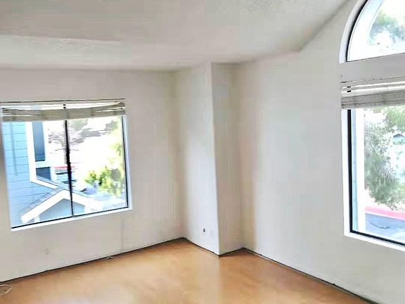 3rd image of 5019 Strauss Dr