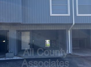 200 Meres Blvd APT 21, Tarpon Springs, FL 34689