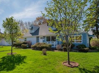 452 W Saint Charles Rd, Elmhurst, IL 60126