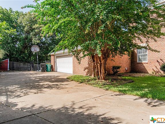 5th image of 2711 Creek Side Dr