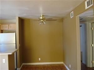 4th image of 2987 Junpr Hill Blvd Unit 202