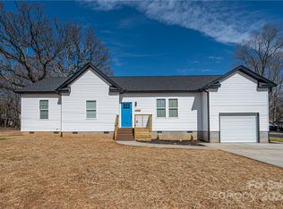 1134 5th St, Statesville, NC 28677