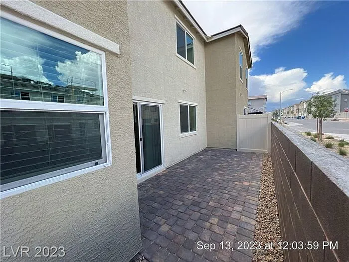 2750 Frosted Teal Ave — Photo 27
