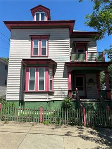 35 Dover St, Providence, RI, 02908
