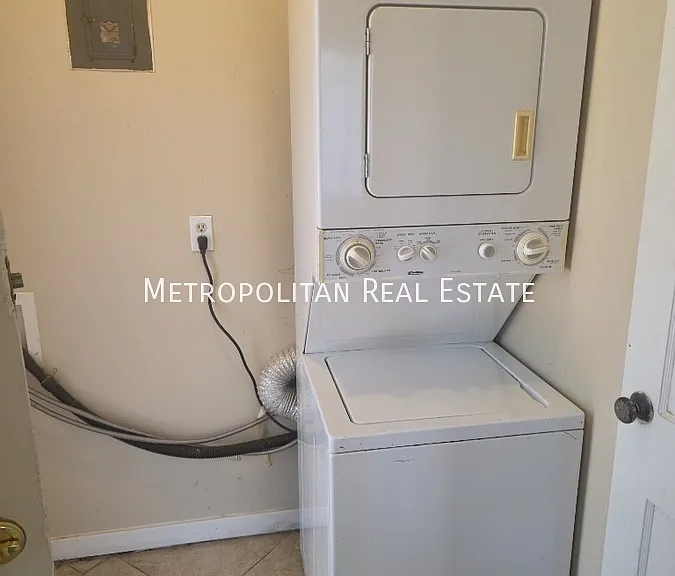 1118 W Roosevelt St — Photo 13