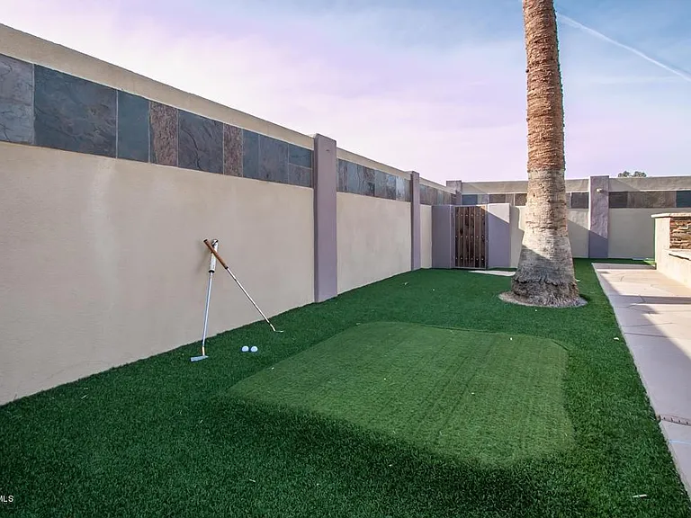 9802 S 47th Pl — Photo 18