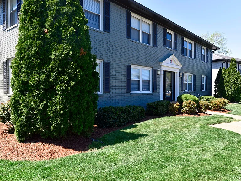 Leasing Office