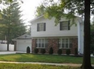 1366 Nykiel Ct, Ballwin, MO 63011