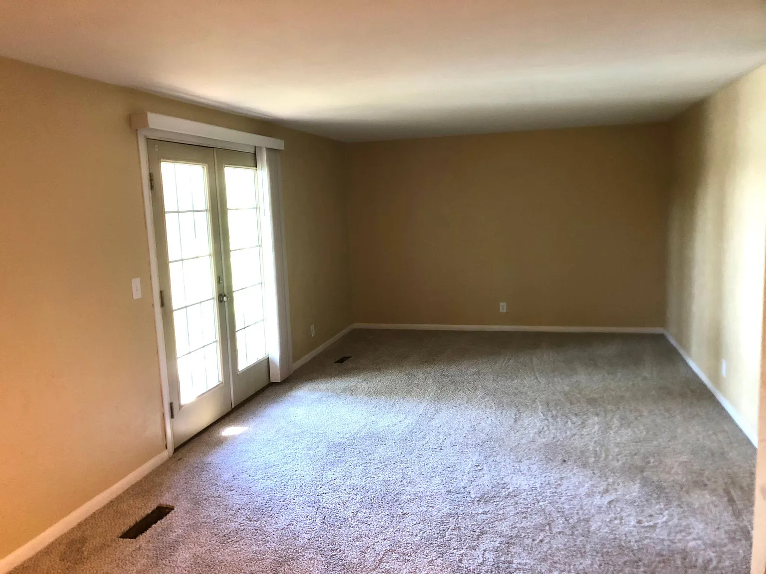 1 bed, 800 sqft, $800 — Photo 4