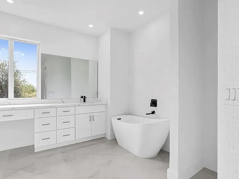 13438 McIntosh Ave — Photo 11