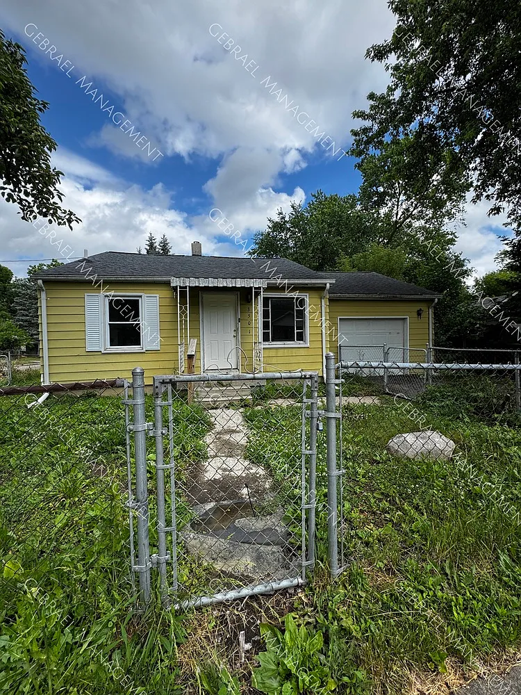 3501 Brunswick Ave. — Photo 1