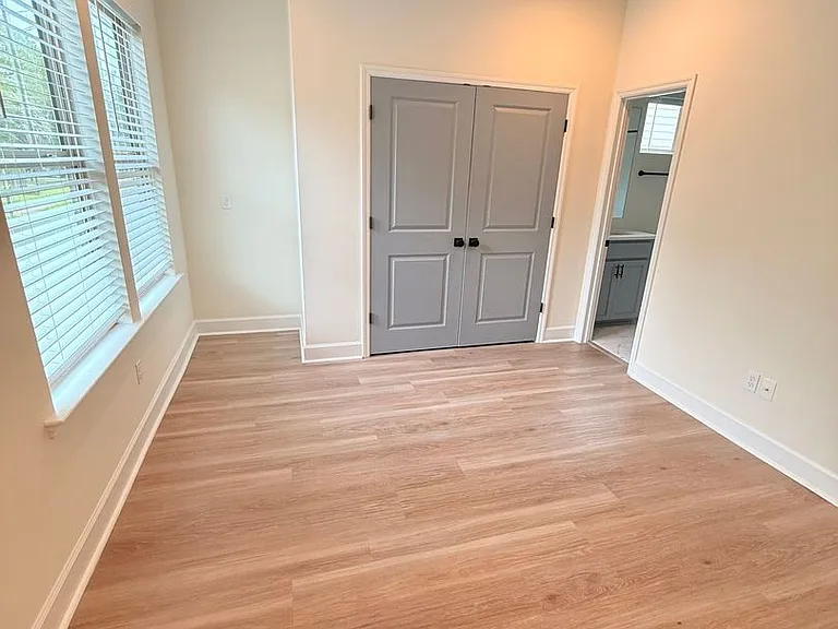 1327 N. Bronough St. — Photo 22