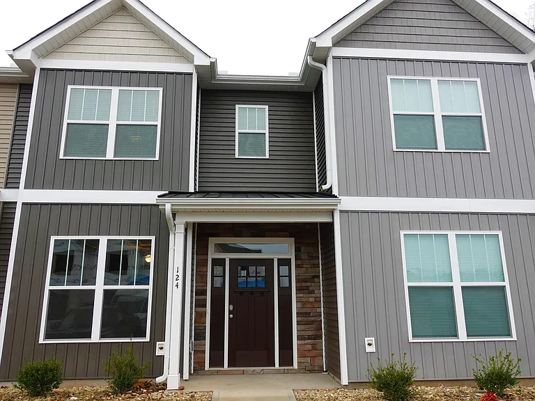 124 Creekland Way #1 — Photo 1