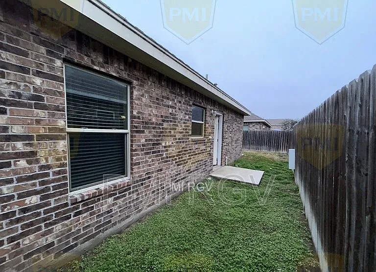 2601 E Garfield Ave #4 — Photo 14
