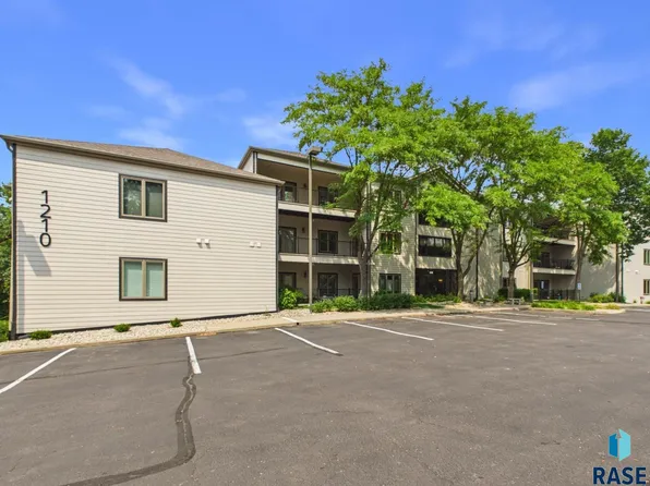 1210 W 57th St APT 104, Sioux Falls, SD 57108