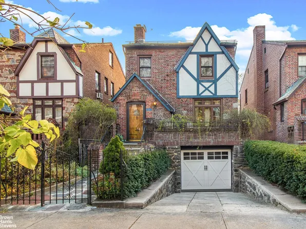 3238 Tibbett Ave, Bronx, NY 10463