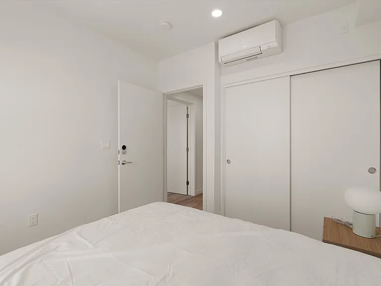 8833 Reading Ave Apartments — Photo 41