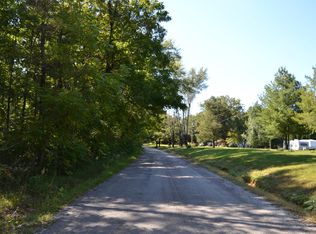 Hebbertsburg Rd, Crab Orchard, TN 37723