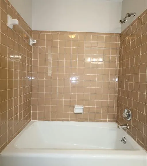 1359 Oakengate Dr — Photo 30
