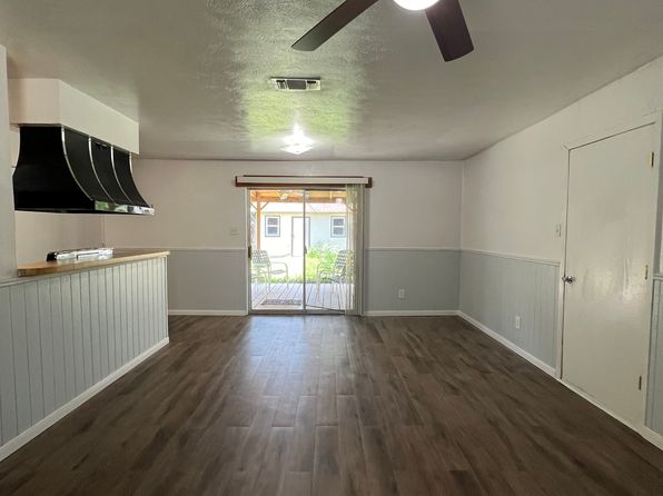 823 Edgemont Dr, Arlington, TX 76017