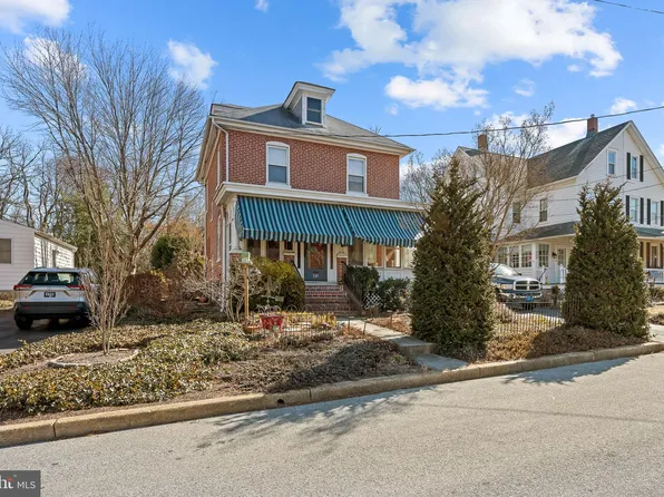 124 N Dupont Rd, Wilmington, DE 19805