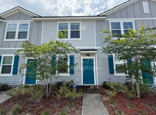 873 Gate Run Rd, Jacksonville, FL 32211