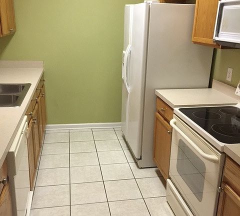 3rd image of 6214 Stevenson Dr Unit 105