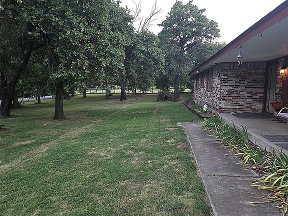 3rd image of 15109 Ken Rd