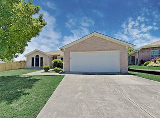 7124 Lost Horizon Dr, Benbrook, TX 76126