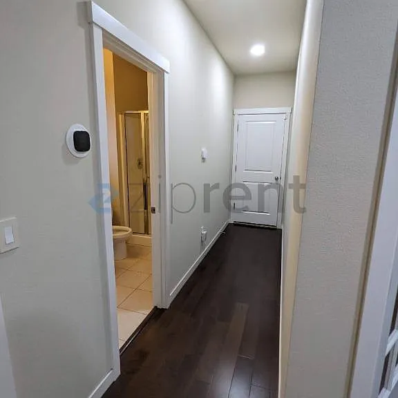 Way from Garage into home