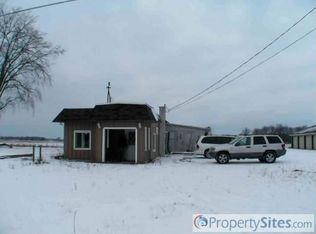 10670 East Rd, Burt, MI 48417