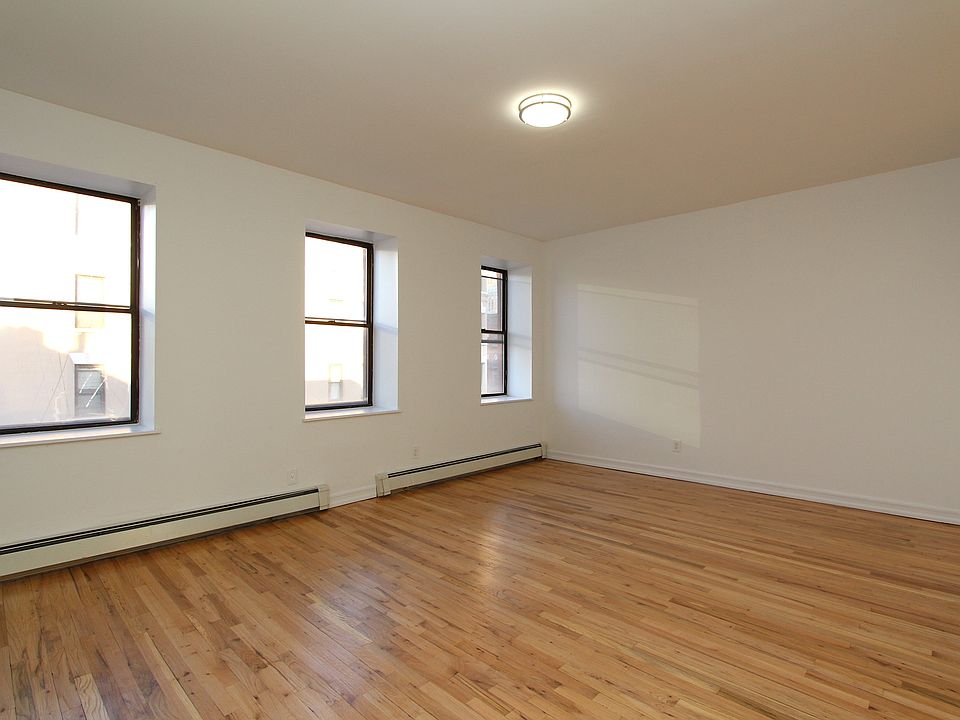 1st image of 404 W 47th St #4F