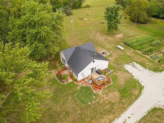 5th image of 19420 County Road 130