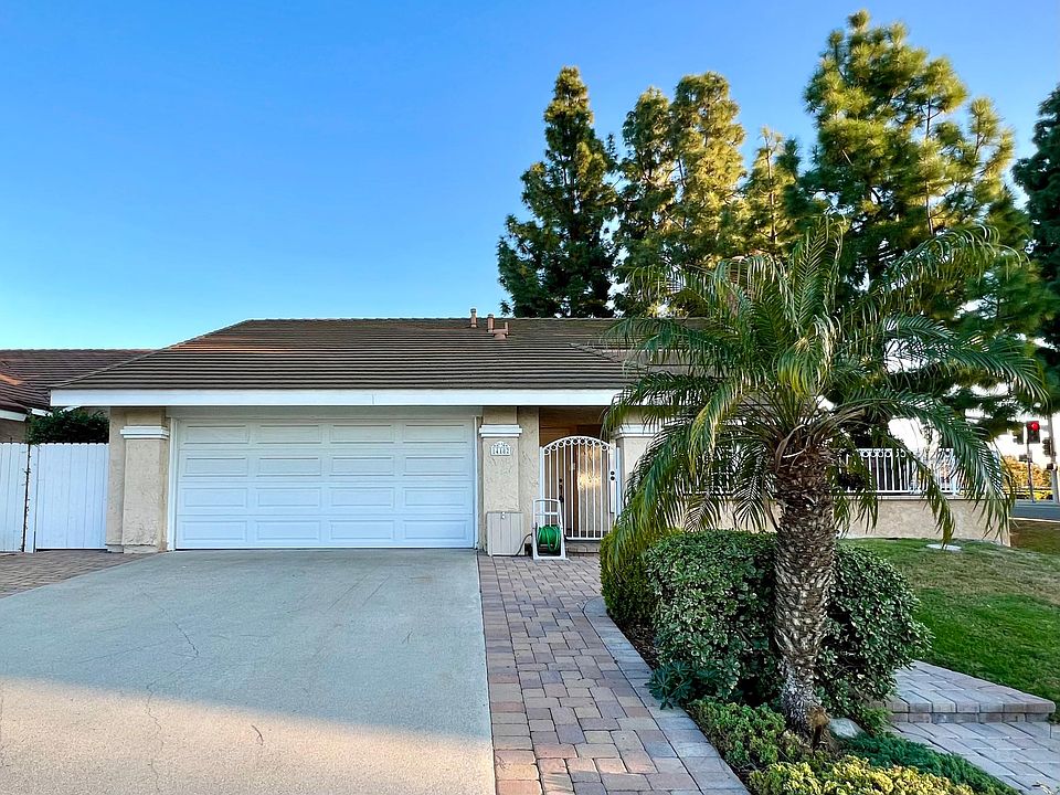1st image of 14182 Moore Ct