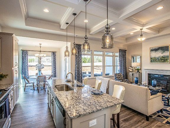 Kitchen Living Room - Montcrest