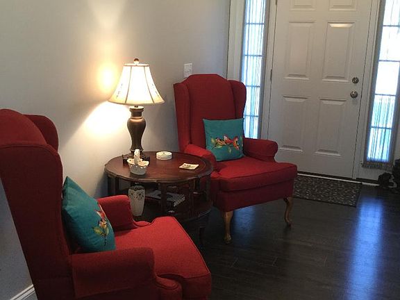 5th image of 106 Orchard Pl