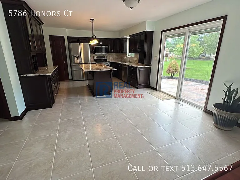 5786 Honors Ct — Photo 6