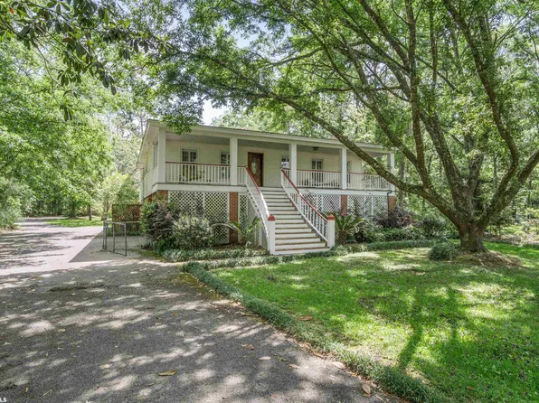 3767 Scenic Dr, Mobile, AL 36605