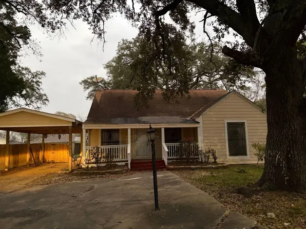 3150 Roberts St, Beaumont, TX 77701