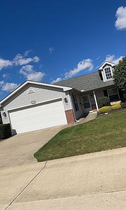 1st image of 100 Emily Ln