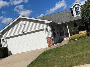 100 Emily Ln, Elyria, OH 44035