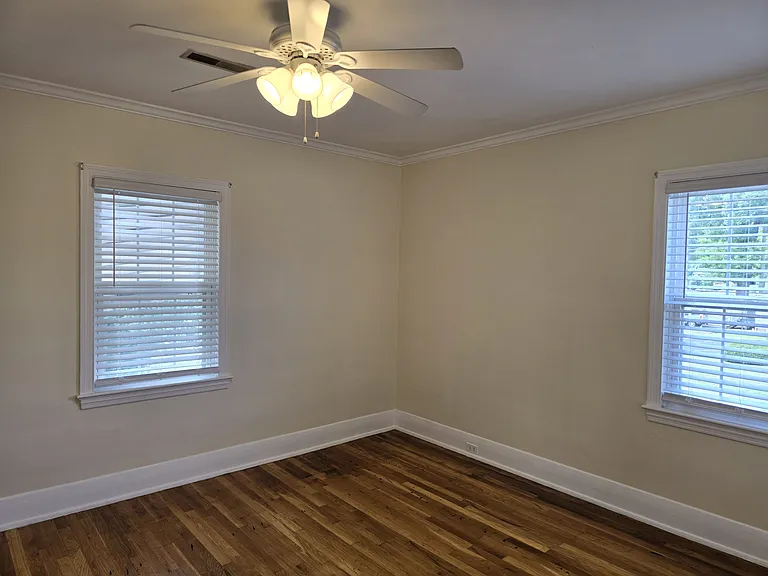 800 Thornton Pl #D — Photo 10